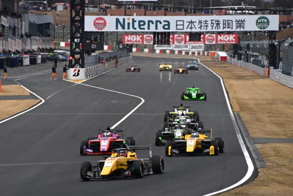 Super Formula Lights - SUZUKA CIRCUIT